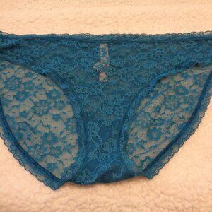Victoria's Secret Lace Bikini Panties Size Large